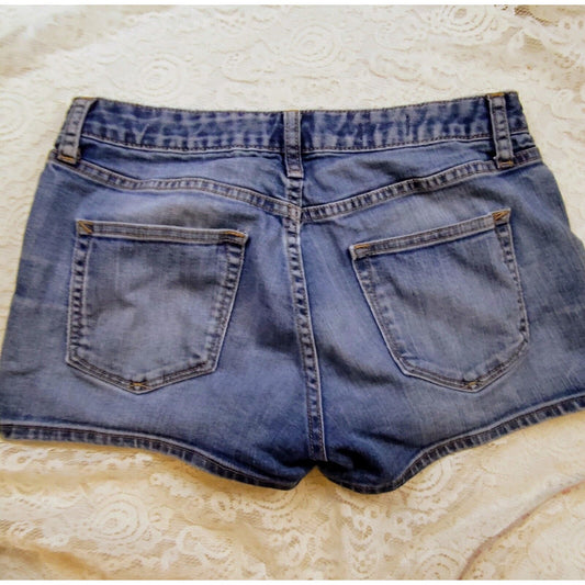 GAP 1969 Women's Size 28 Slim Blue Denim Slim Booty Shorts Bimbocore Jean Shorts