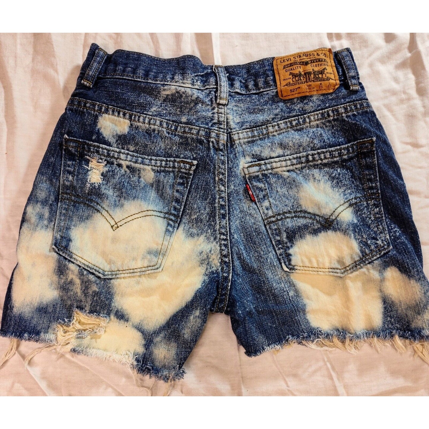 Levi's 527 Destroyed Distressed Cut Off Denim Grunge Shorts Size 14 Slim 25/27