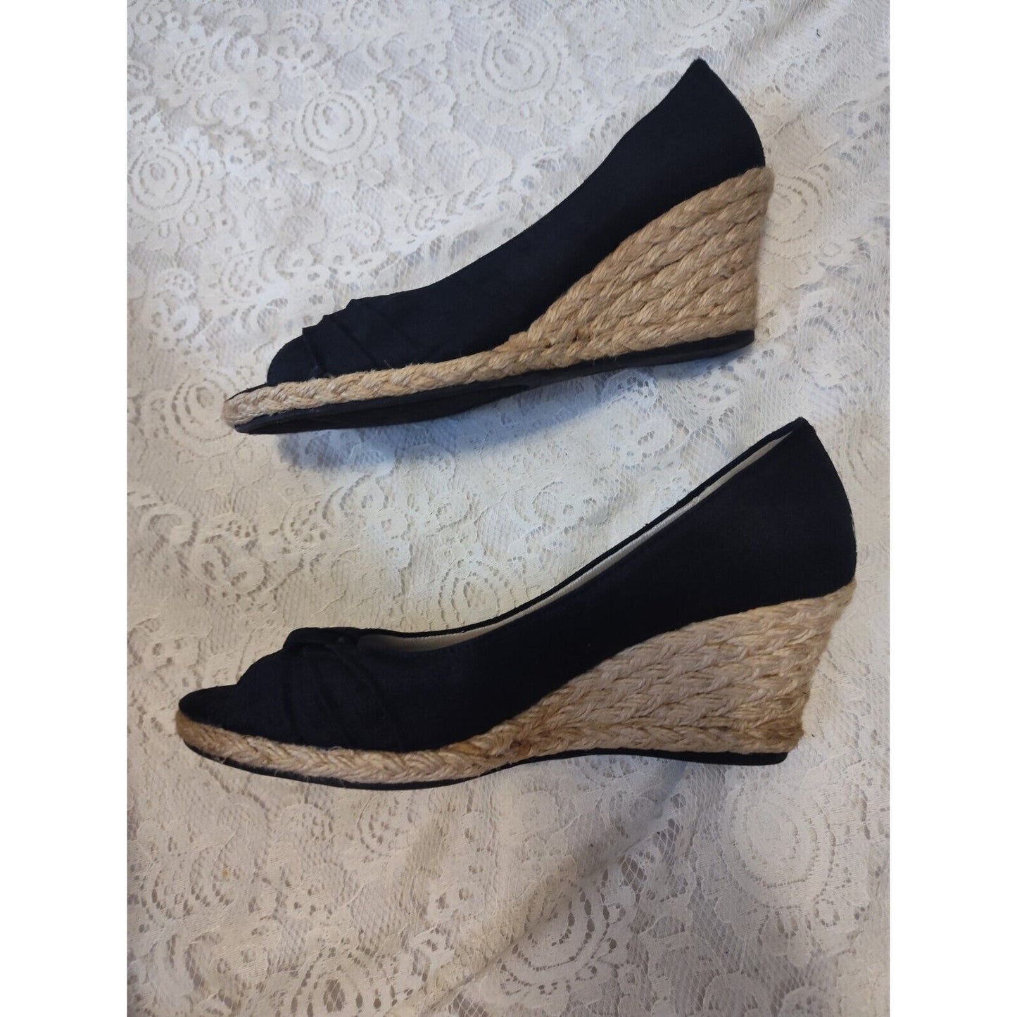 Life Stride Womens Size 8.5 M Espadrilles Heels Black Canvas Slip On Wedges