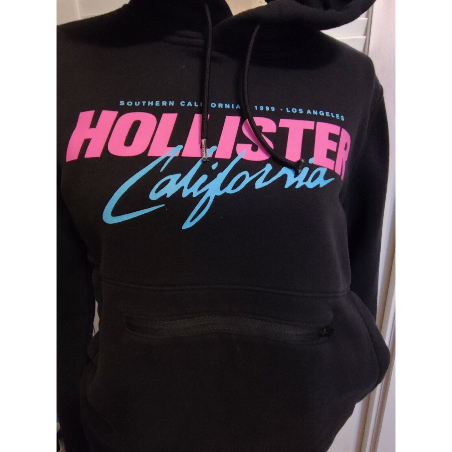 Hollister Black Sunset SOFT Hoodie Extra Zip Pouch Pocket Southern Cali Size S