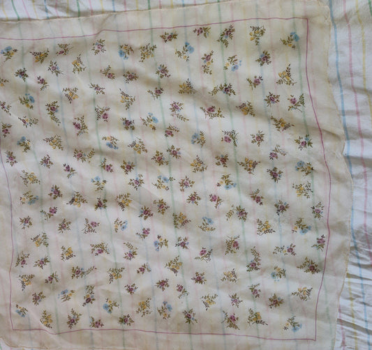 Vintage handkerchief sheer Prairie-core delicate floral design, dainty women's