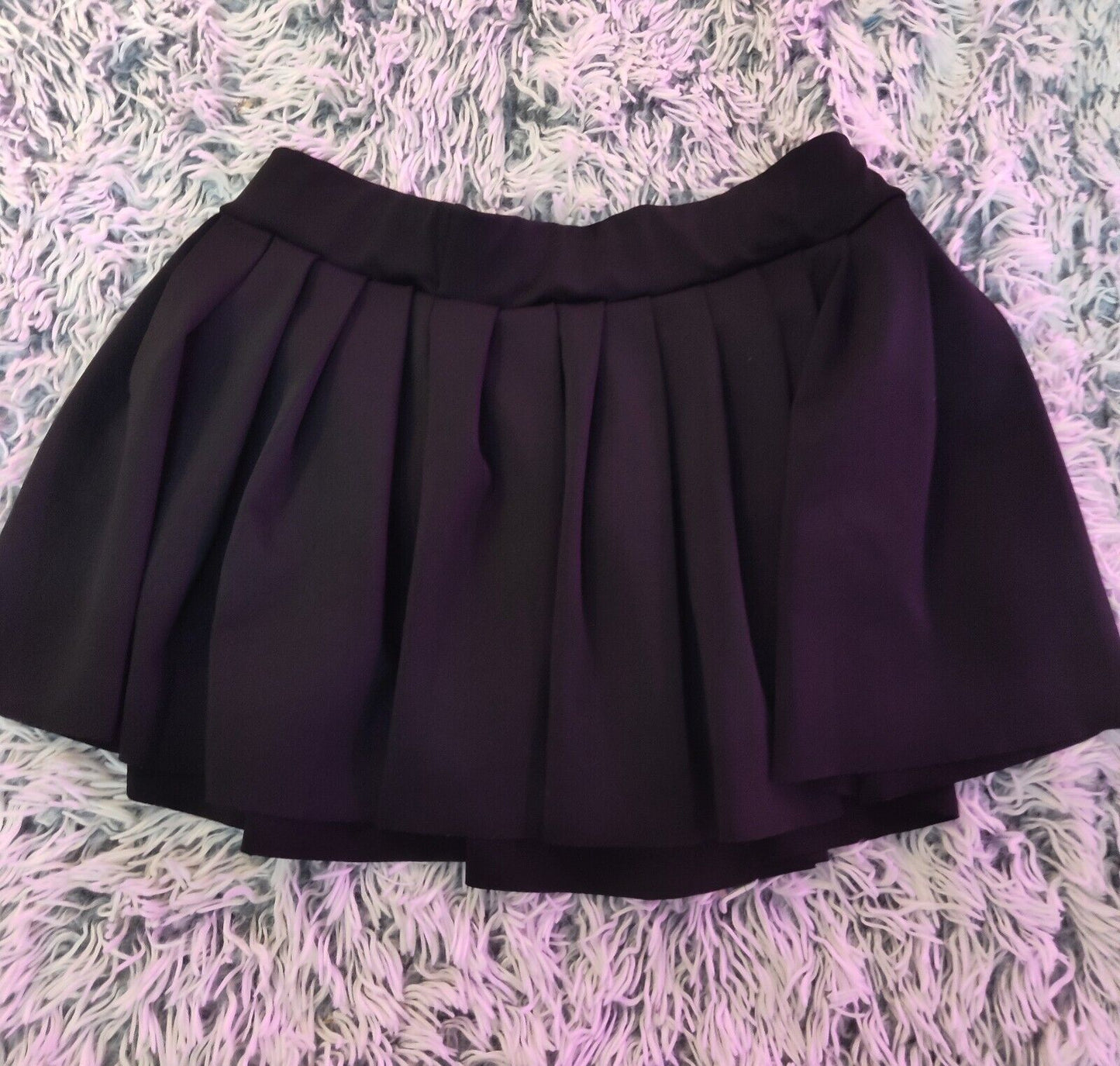 Akira Pleated Mini Skirt Size Large Black