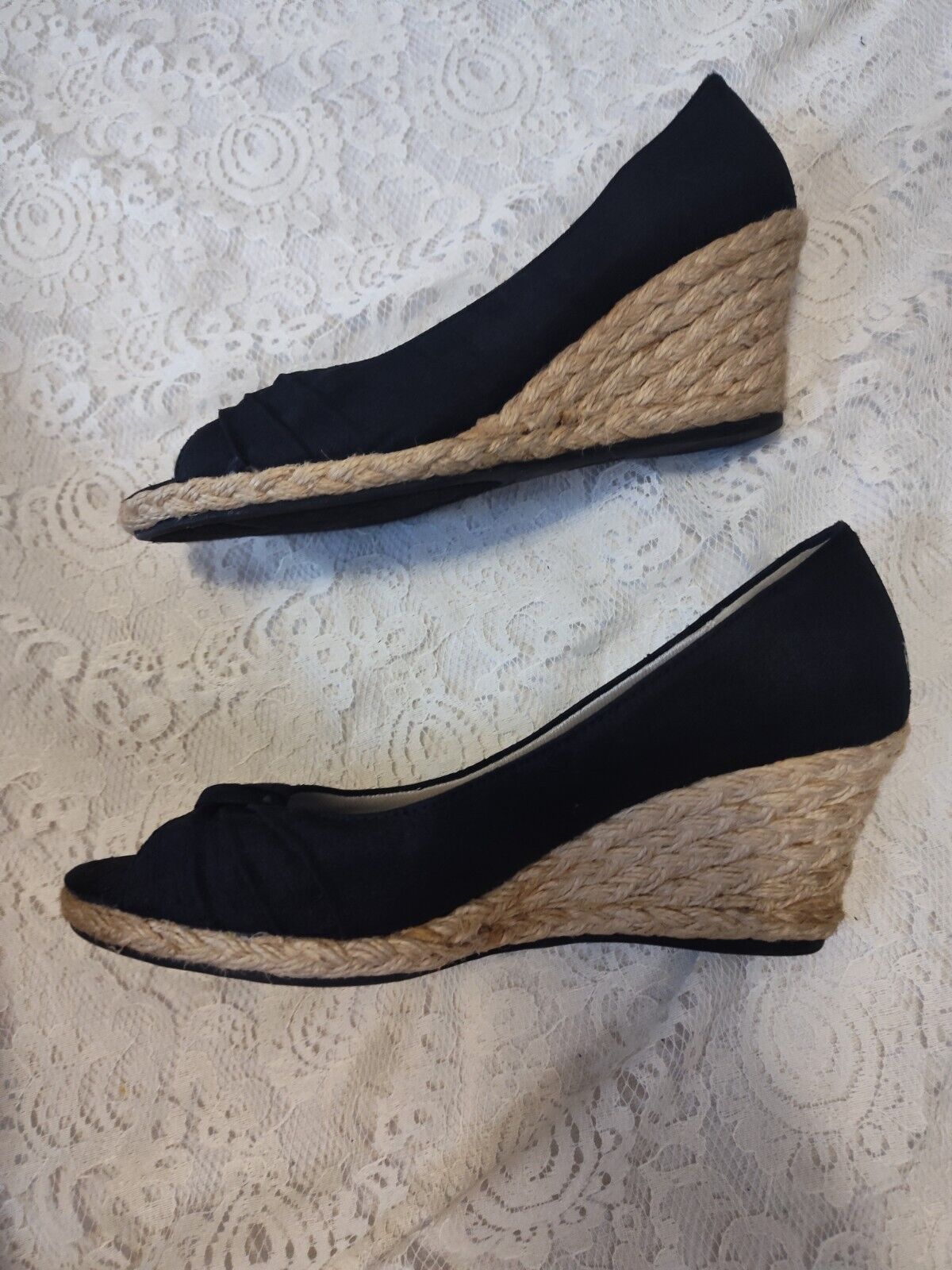 Life Stride Womens Size 8.5 M Espadrilles Heels Black Canvas Slip On Wedges