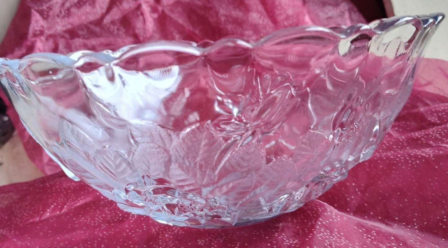 Absolutely Gorgeous Vintage Crystal Cut Glass Bowl 12" Floral Pattern Mint Cond.