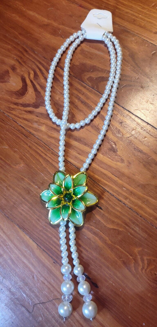 Fashion green Floral pendant With pearls Sweater necklace Succulent Jewelry